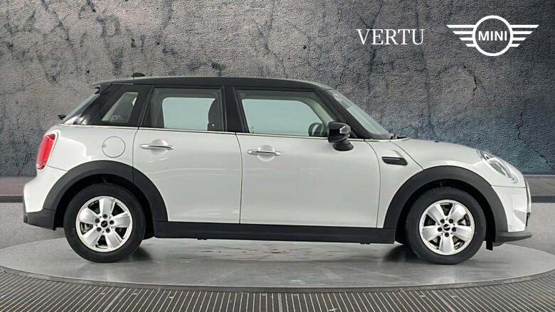 MINI Hatchback 1.5 Cooper Classic 5dr Auto Petrol Hatchback